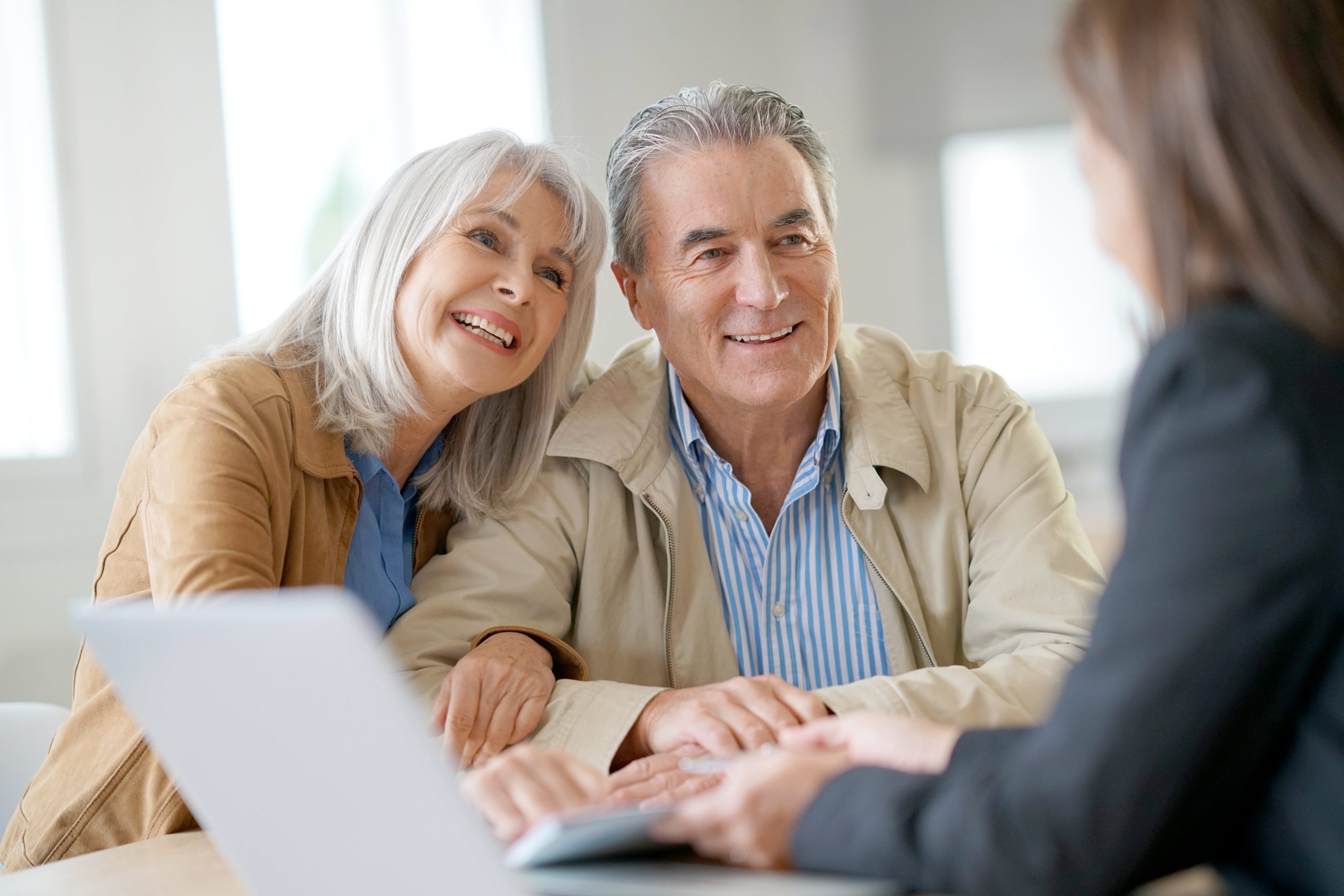 Detailed Client Consultation to Understand Custom Home Building Needs